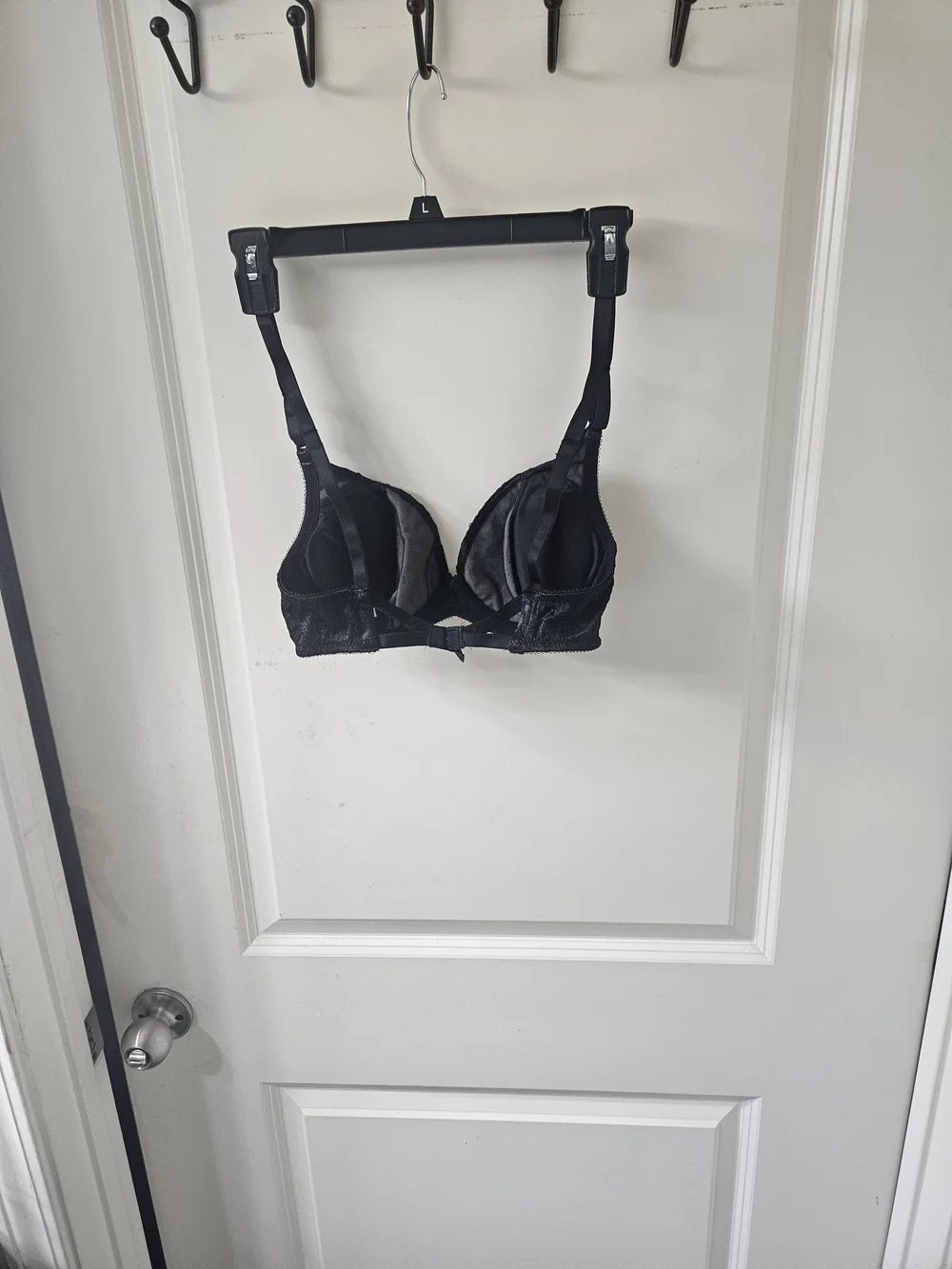 Wonderbra structured underwire